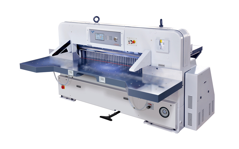 QZYK1620D-8 程控切紙機 QZYK1620D-8 程控切紙機