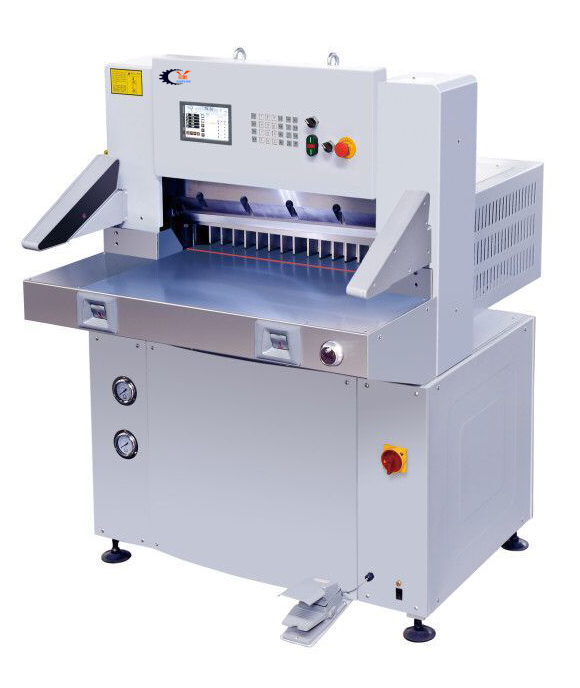 QZYK680DW-7 程控切紙機(jī) QZYK680DW-7 程控切紙機(jī)